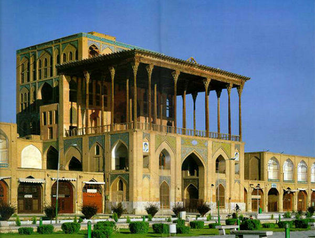 تعطیلی موقت مجموعه تاریخی کاخ عالی‌قاپو در اصفهان
