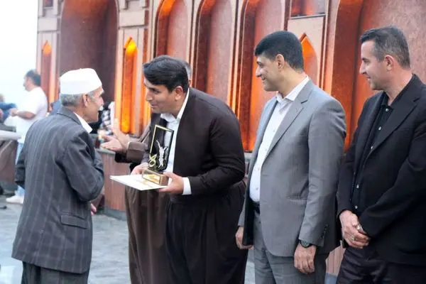 نقش مردم در احیای فرهنگ تعیین کننده است