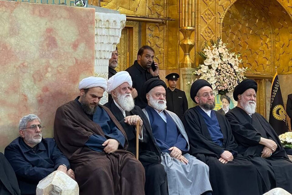 حکیم‌ در مراسم تشییع رئیس‌جمهور ایران در مشهد حاضر شد