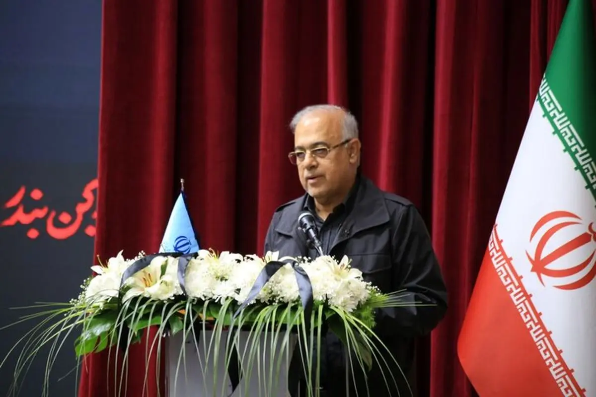 ایستادگی ملت ایران برابر تهدیدات با تکیه بر نیروهای مسلح و رهبری
