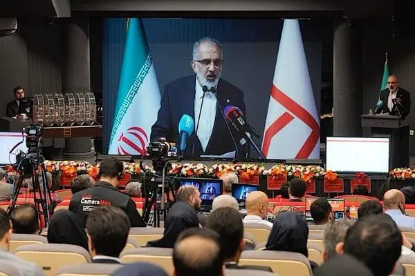 تعهدات بانک مسکن در نهضت ملی مسکن بدون عقب‌ماندگی انجام شده است