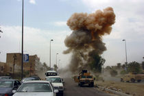 حمله انتحاری داعش به فرودگاه دیرالزور