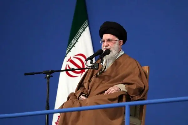 منشور رهبر انقلاب به همایش بازتأسیس حوزه علمیه قم قرائت شد