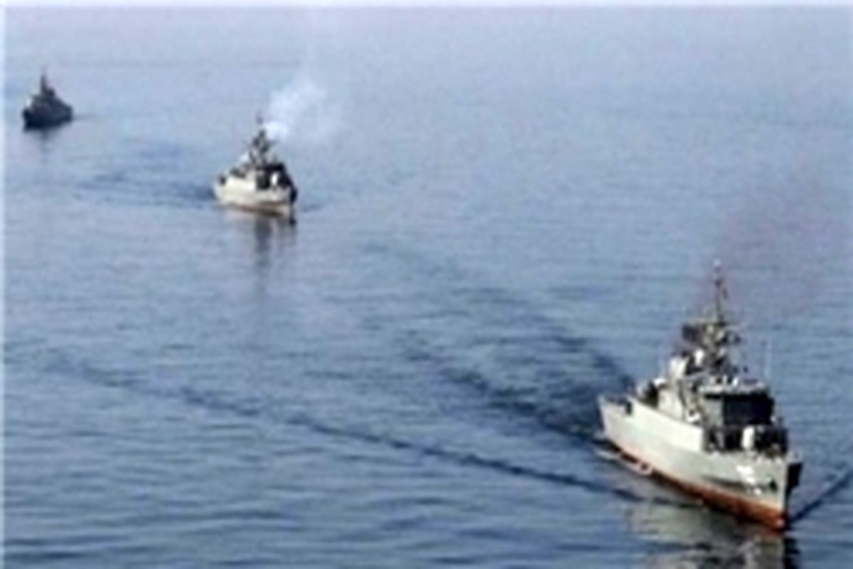 نیروی دریایی ایران در منطقه راهبردی هرمز رزمایش برگزار می‌کند/ سکوت ناوگان پنجم آمریکا