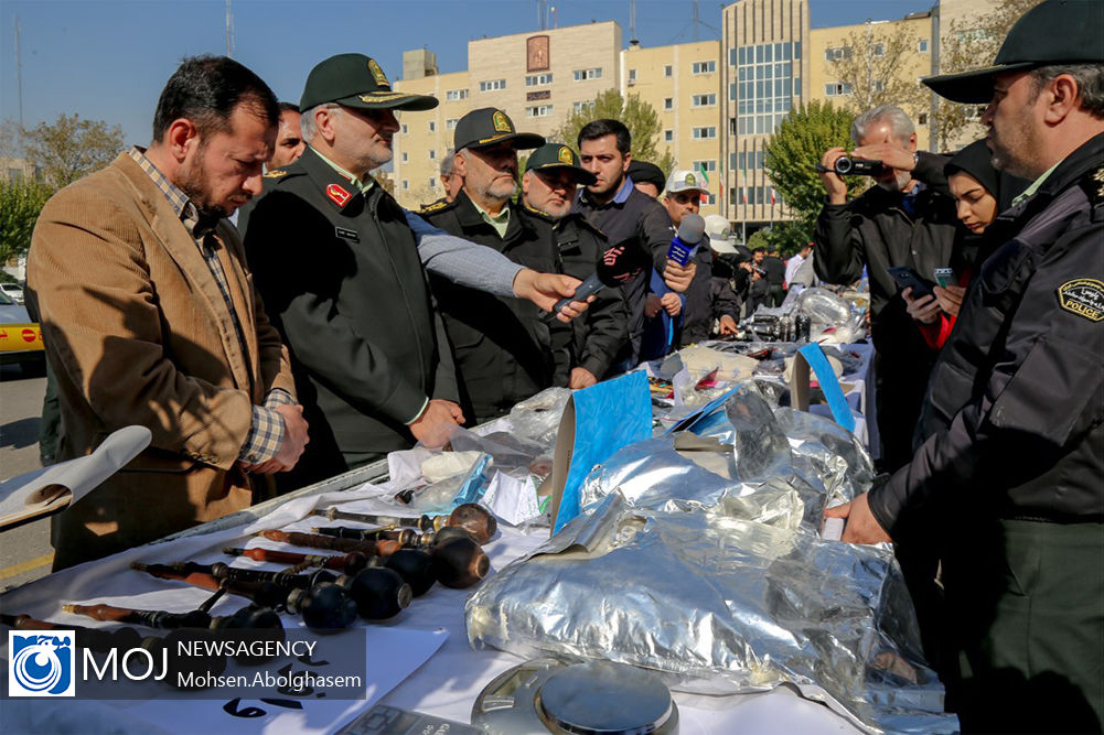 نمایشگاه کشفیات دومین طرح ظفر پلیس تهران