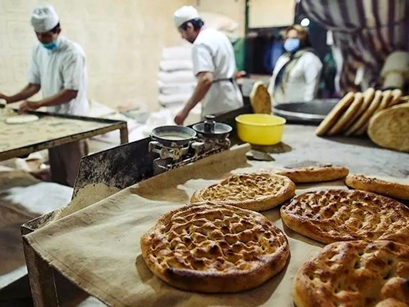 تامین درآمد پایدار مشاغل خانگی با عرضه محصولات در نانوایی‌ها