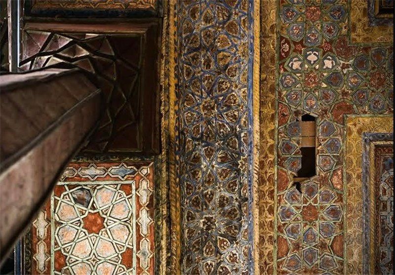 آغاز مرمت تزئینات ایوان غربی کاخ هشت بهشت اصفهان