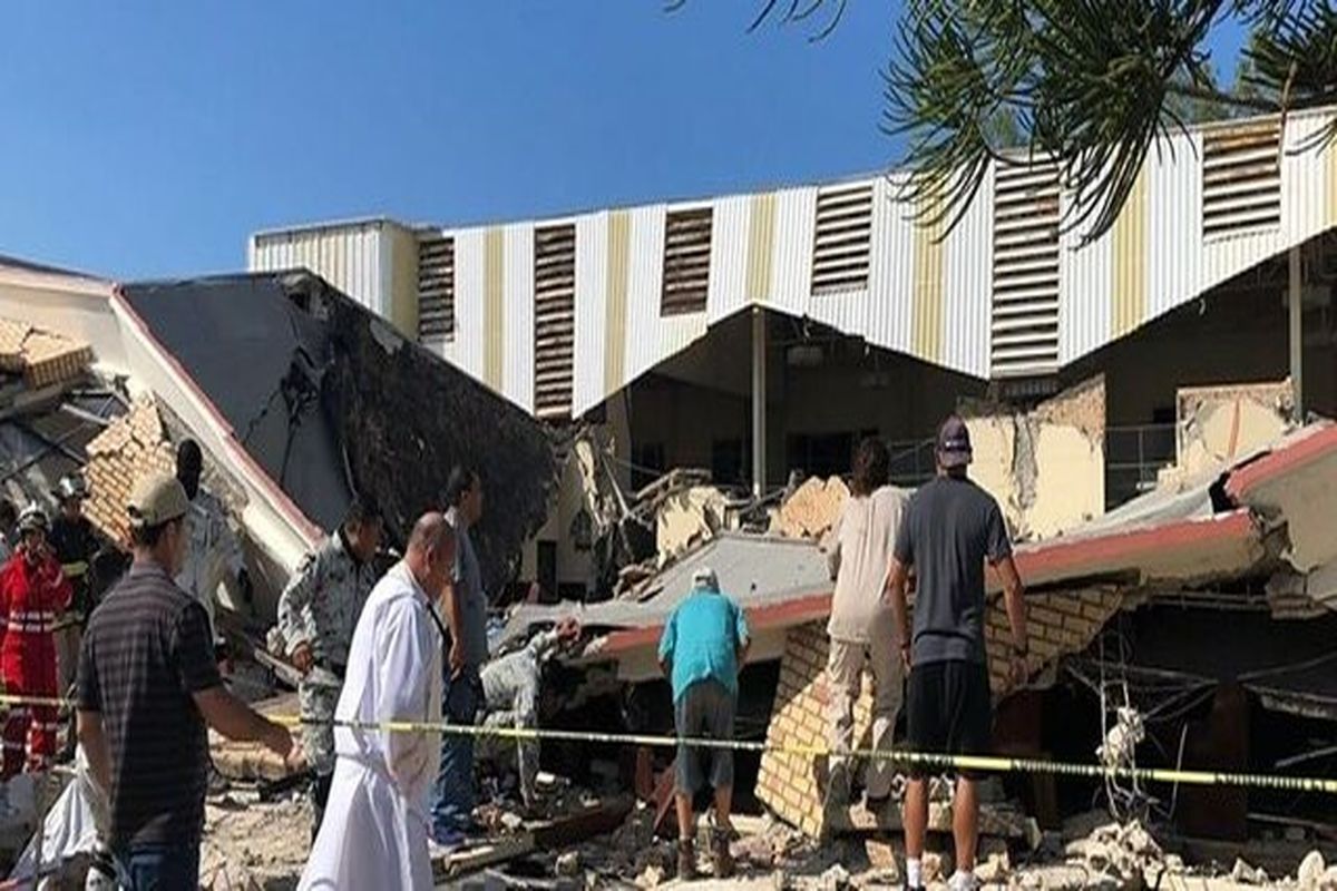 ۴۹ زخمی و کشته در پی ریزش سقف کلیسا در مکزیک