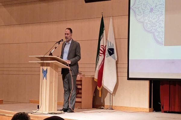 پژوهش، نماد عزم ملی برای استقلال است