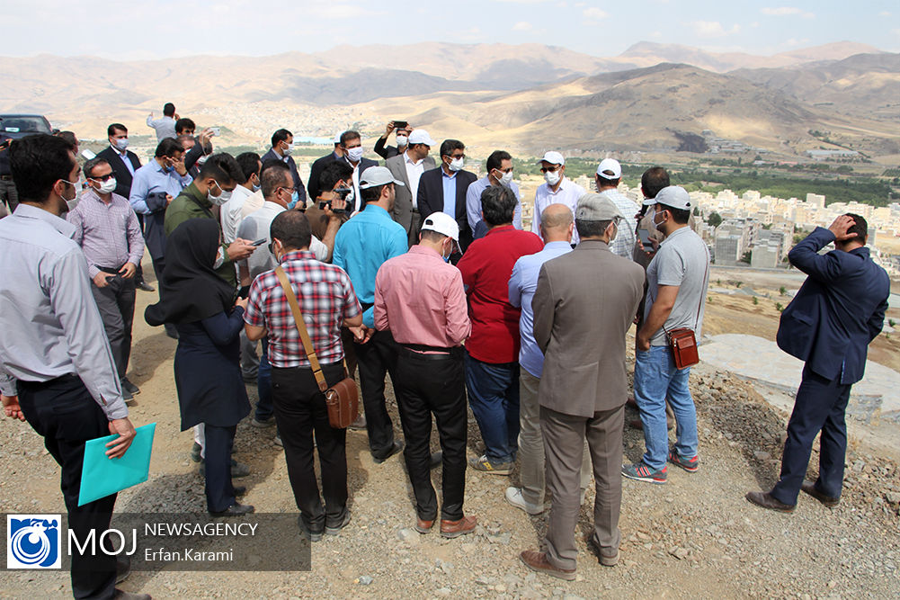 بازدید فعالان خانه احزاب از طرح های عمرانی استان کردستان