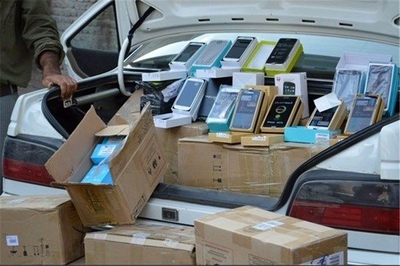 کشف حدود 4 هزار دستگاه تلفن همراه قاچاق در قشم