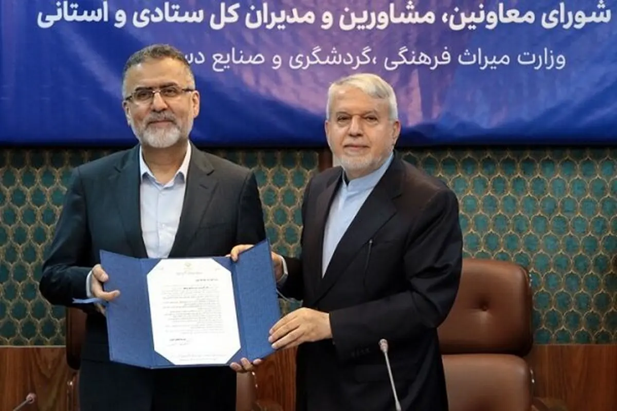 حجتالله ایوبی از سیدرضا صالحیامیری حکم گرفت