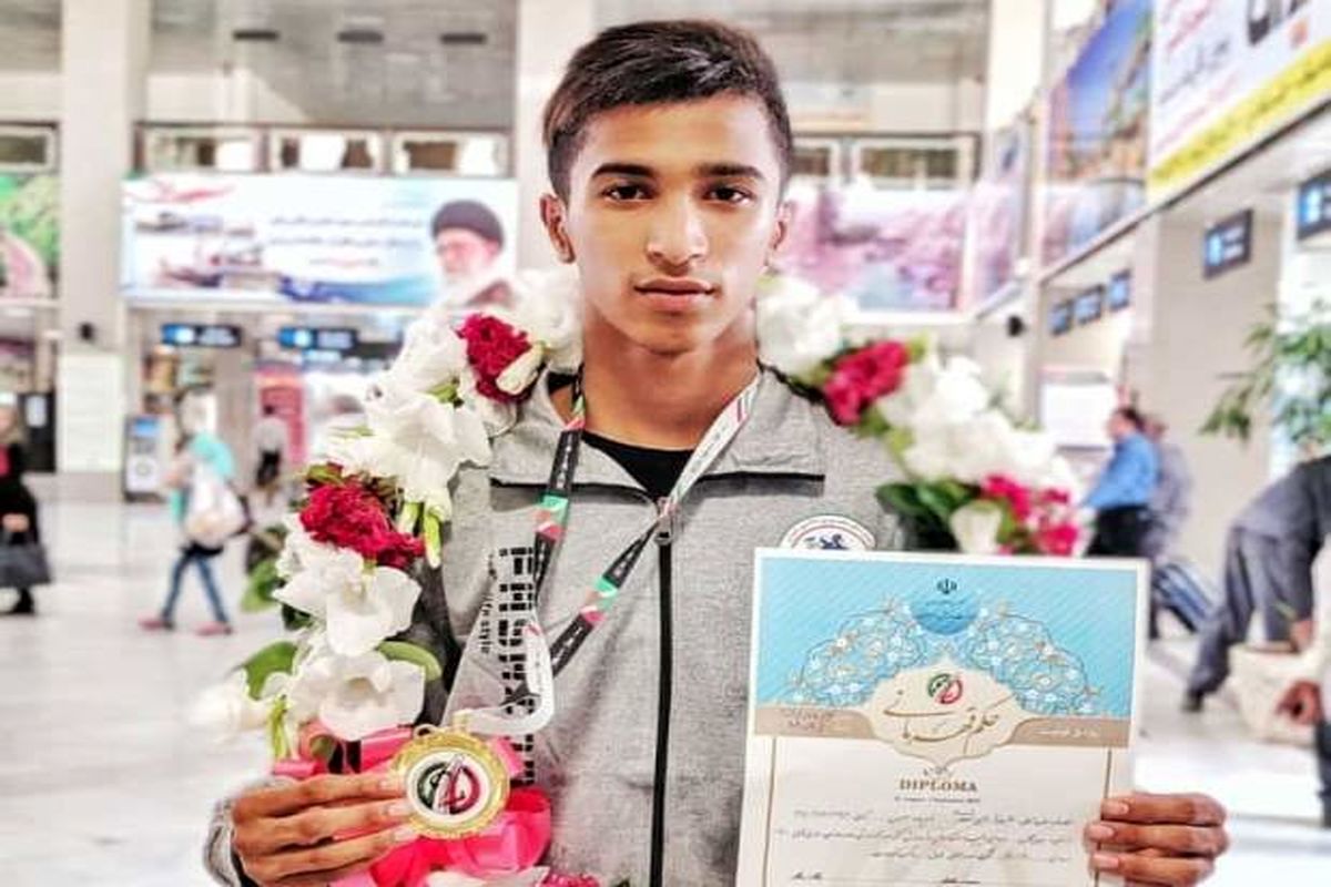 مدال نقره مسابقات جهانی موتای بر گردن نوجوان هرمزگانی