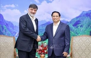 نخست وزیر ویتنام از توسعه روابط پلیسی با ایران استقبال کرد
