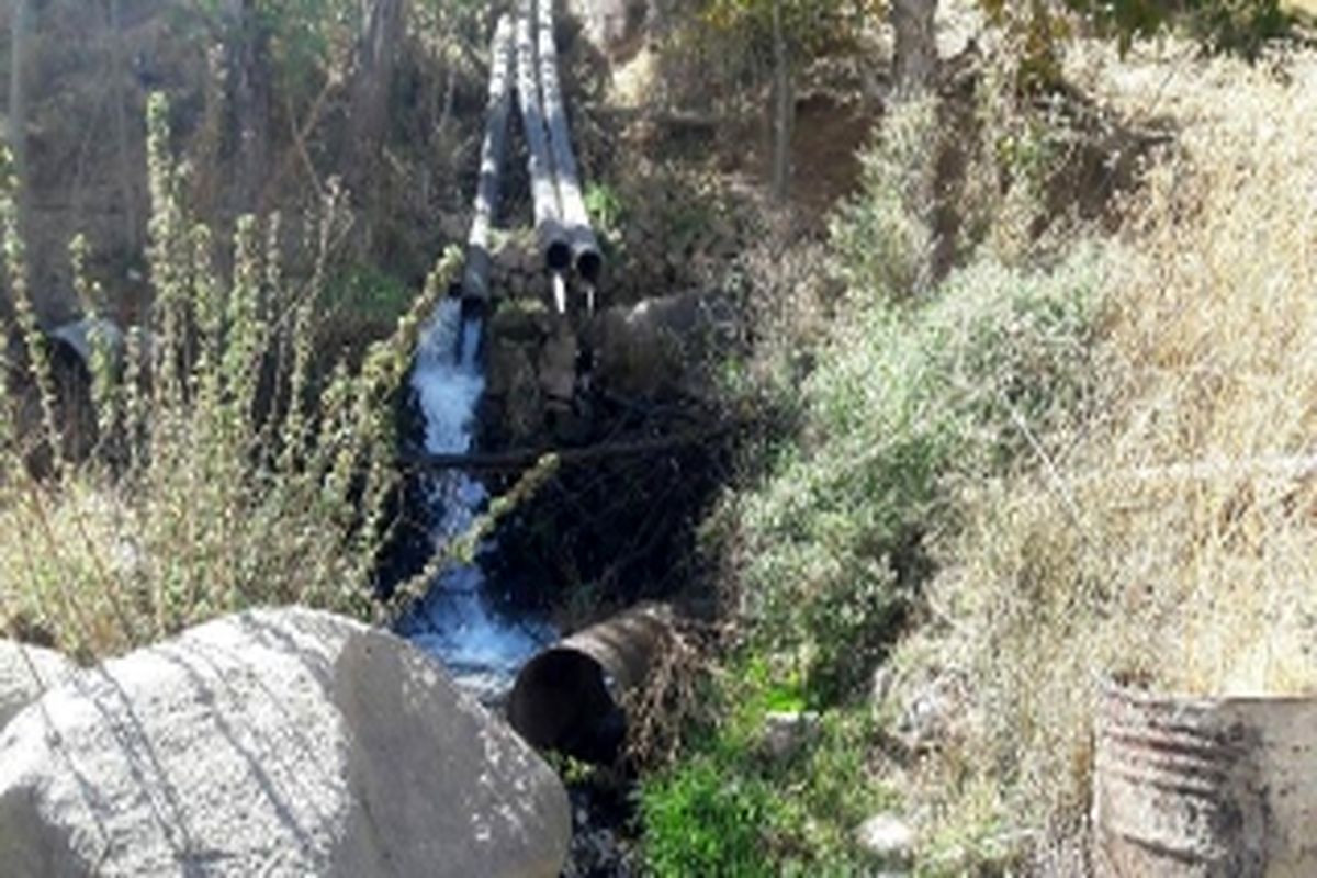 اراضی بستر رودخانه قزآن از لوله های غیر مجاز برداشت آب آزادسازی شد