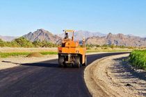 قیرپاشی قطعه اول راه روستایی حاج‌بختیار جهت آسفالت رگلاژی آغاز شد