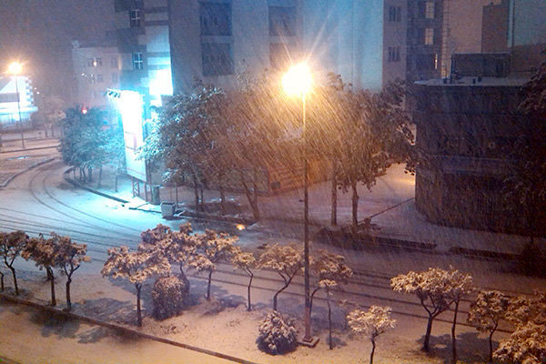 برف و باران در انتظار کرمانشاه