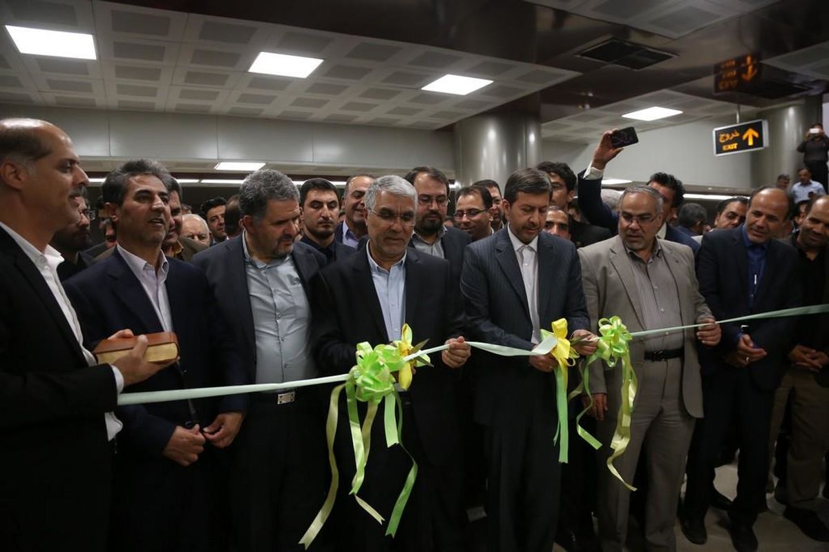 ۲ ایستگاه قطار شهری شیراز به بهره برداری رسید