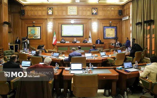 جدال چمران و زاکانی در صحن شورای شهر تهران + فیلم