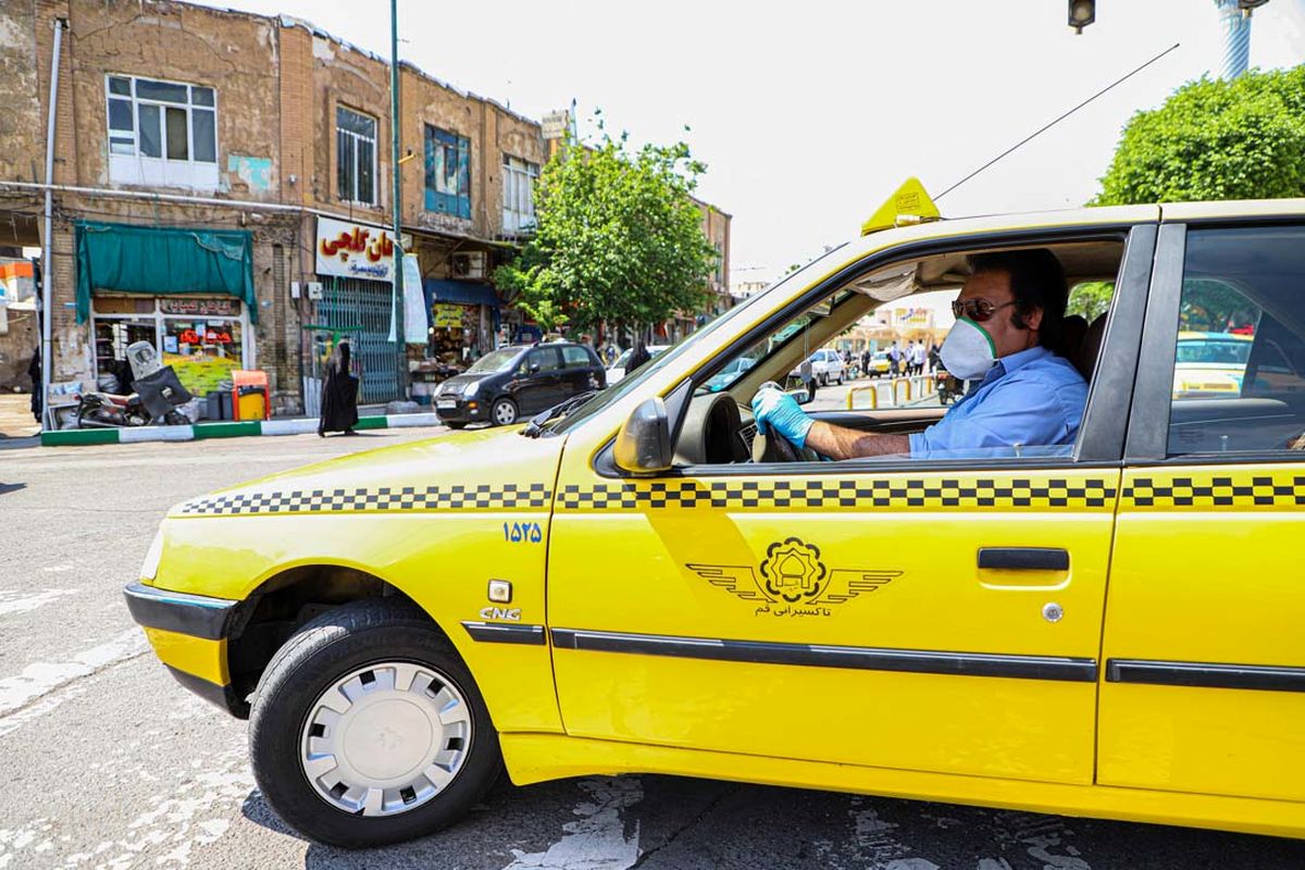 طرح فاصله گذاری اجتماعی در تاکسی‌ها پابرجاست