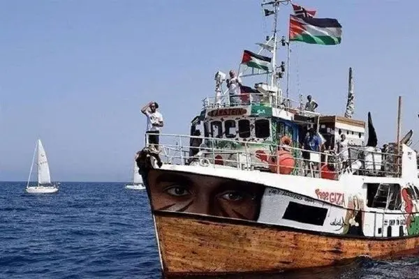 کشتی «الما» کاروان صمود هدف اختلال ارتباطی اسرائیل قرار گرفت