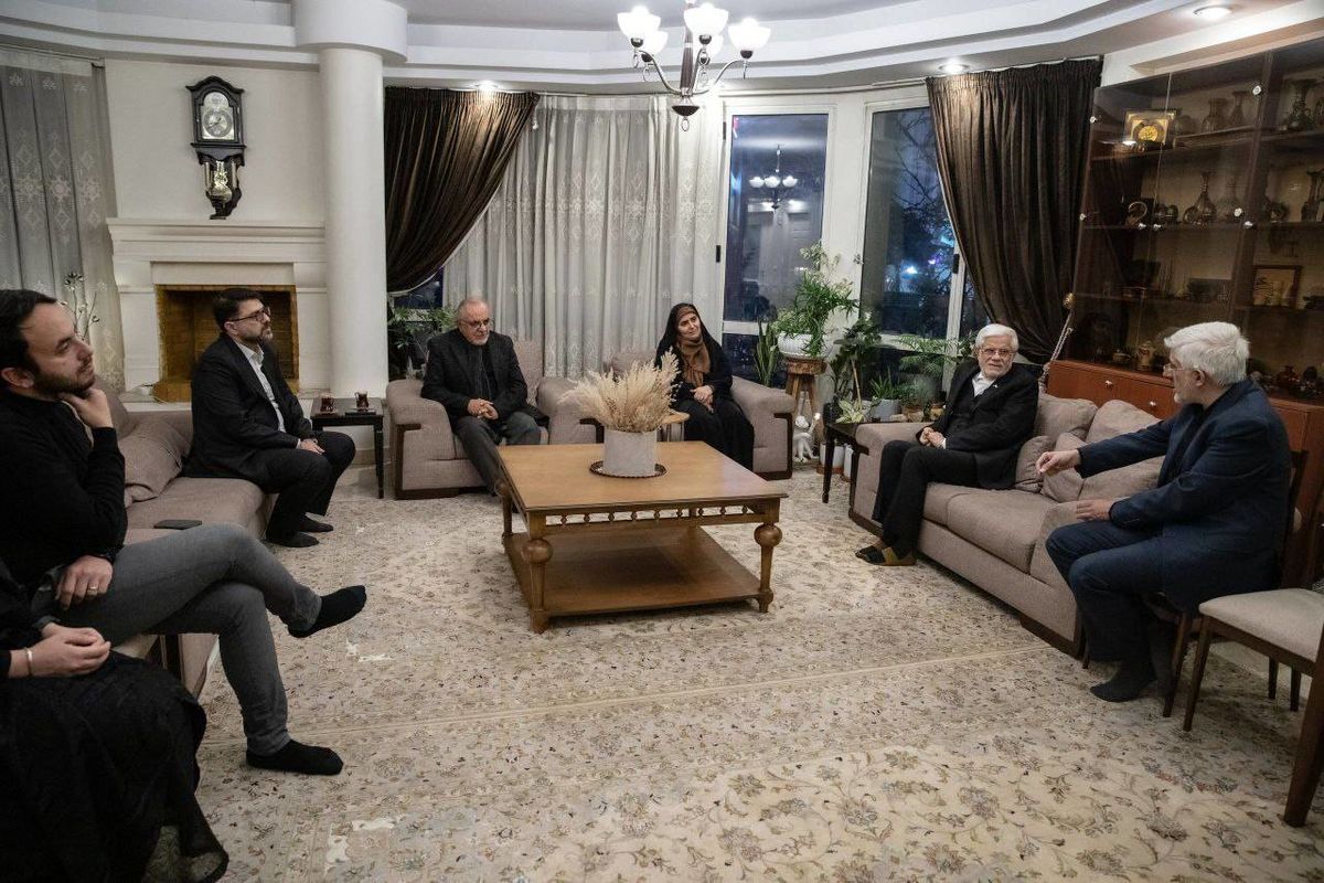 دیدار معاون اول رئيس‌جمهور با خانواده دکتر اشرف بروجردی: