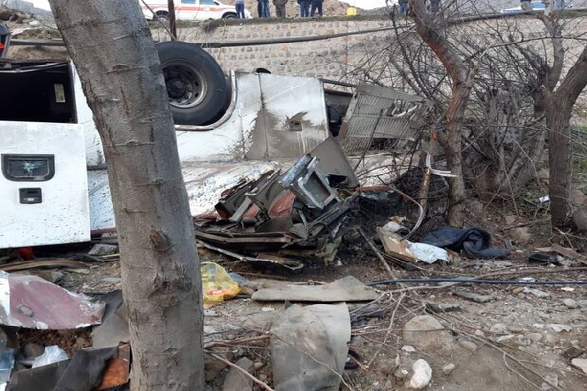 ۹ کشته به دنبال واژگونی اتوبوس در مبارکه اصفهان