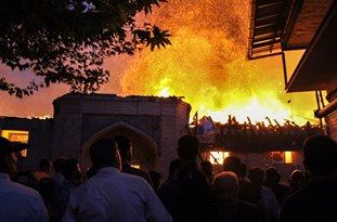 حادثه آتش سوزی مسجد جامع ساری تلفات جانی نداشت