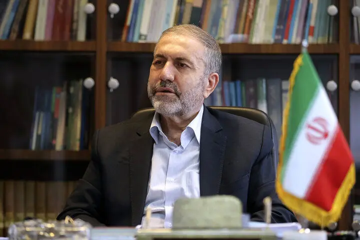 معلمان در پیشگیری از آسیب‌های اجتماعی نقش اساسی دارند