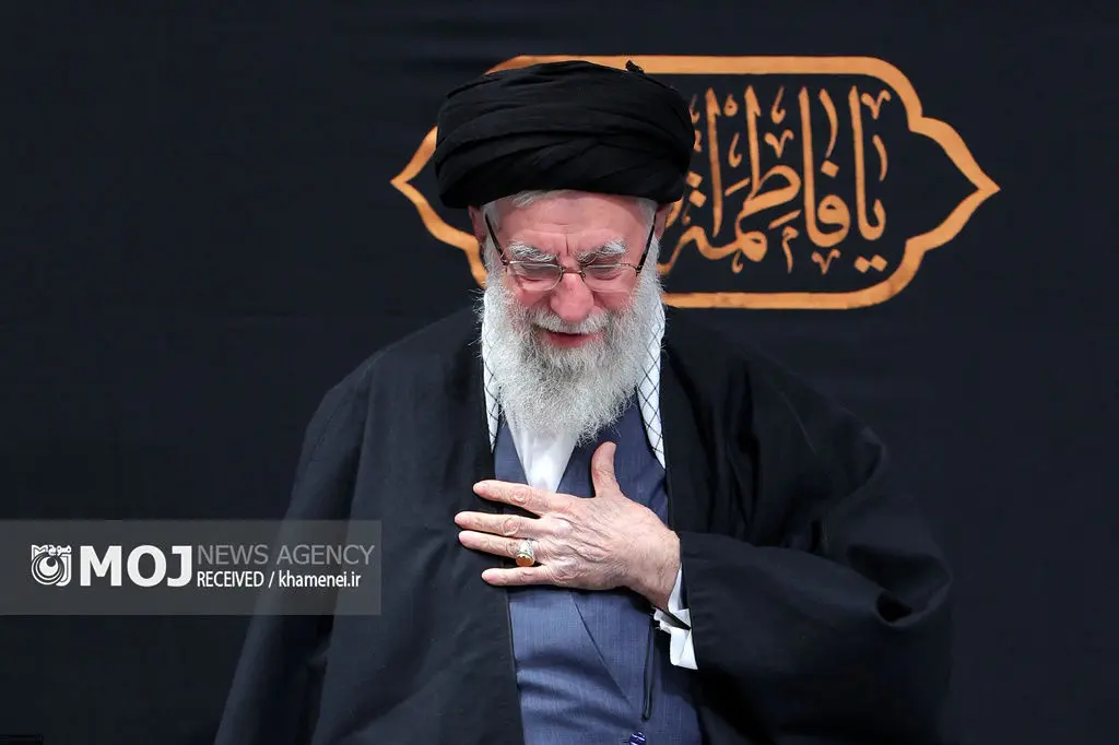 دومین شب مراسم عزاداری ایام شهادت حضرت فاطمةالزهرا سلام‌الله‌علیها در حسینیه امام خمینی(ره)