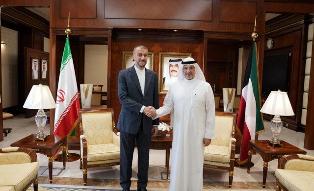 وزرای خارجه ایران و کویت با یکدیگر دیدار کردند