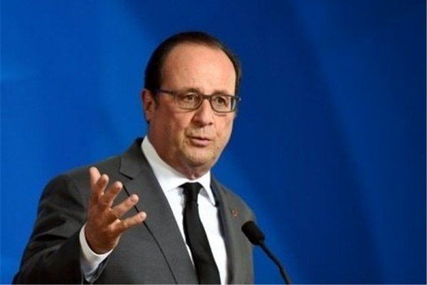 درخواست اولاند برای نشست اضطراری شورای امنیت ملی فرانسه