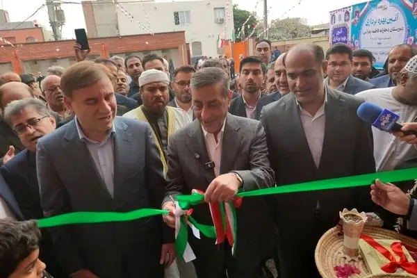 معاون اجرایی رئیس‌جمهور مدرسه جدید فاطمه زهرا (س) را در عسلویه افتتاح کرد