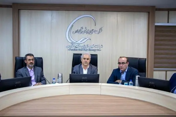 فجر انرژی با مدیریت انسانی و رویکرد راهبردی، نقشی اثرگذار در صنعت پتروشیمی دارد‌
