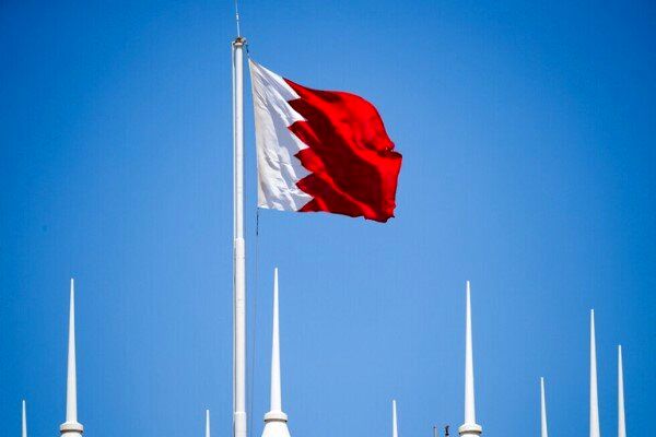 آل خلیفه در جدیدترین اقدام سرکوبگرانه مانع سفر بحرینی ها به ایران شد