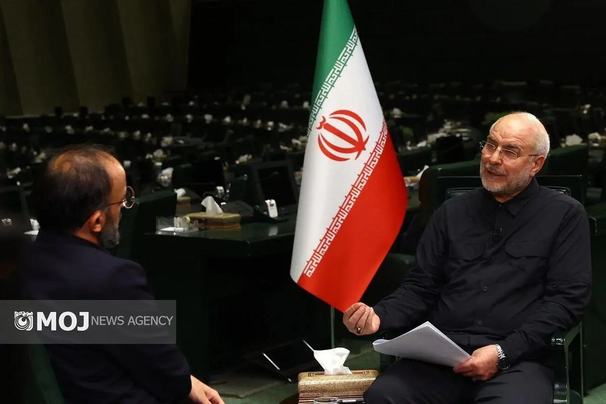 حضور عملیاتی رهبر انقلاب در اتاق جنگ، رمز موفقیت ایران در نبرد اخیر