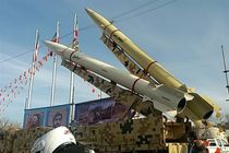 نمایش سه فروند موشک بالستیک سپاه در مسیر راهپیمایی ۲۲ بهمن در تهران