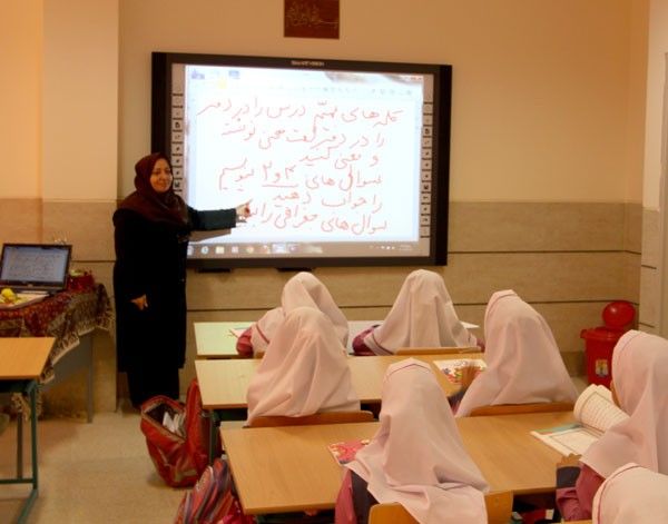 ۱۲۶ مدرسه ایرانی در ۷۶ کشور جهان فعالیت می‌کنند