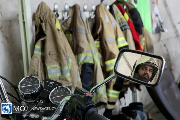 آتش نشان ها قهرمانانی که فداکاری آنها در حافظه جمعی مردم ایران ماندگار شده است