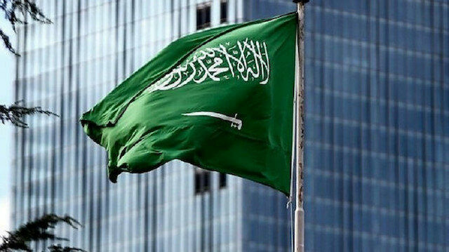 دولت عربستان شاهزاده ارشد سعودی را بازداشت خانگی کرده است