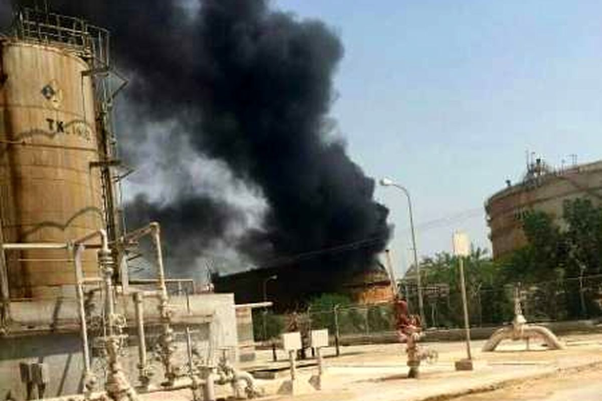 آتش سوزی در مجتمع پتروشیمی بوعلی سینا ماهشهر