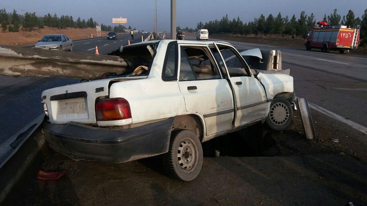 سانحه رانندگی در آزاد راه شهید شوشتری مشهد یک مصدوم بر جا گذاشت