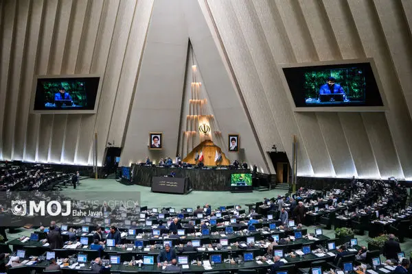 سوال از وزیر« آموزش و پرورش» در کمیسیون مجلس کلید خورد