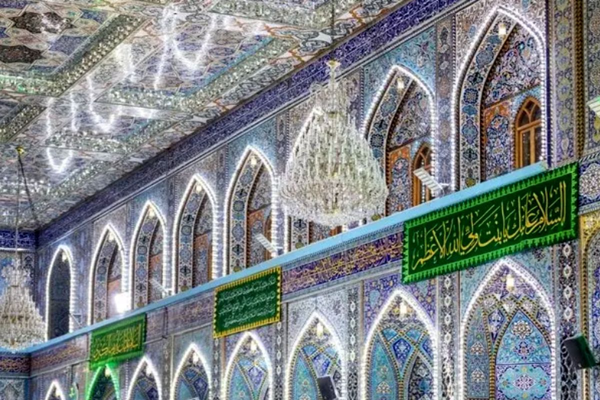 مولودی حاج محمود کریمی به مناسبت میلاد امام حسین (ع)