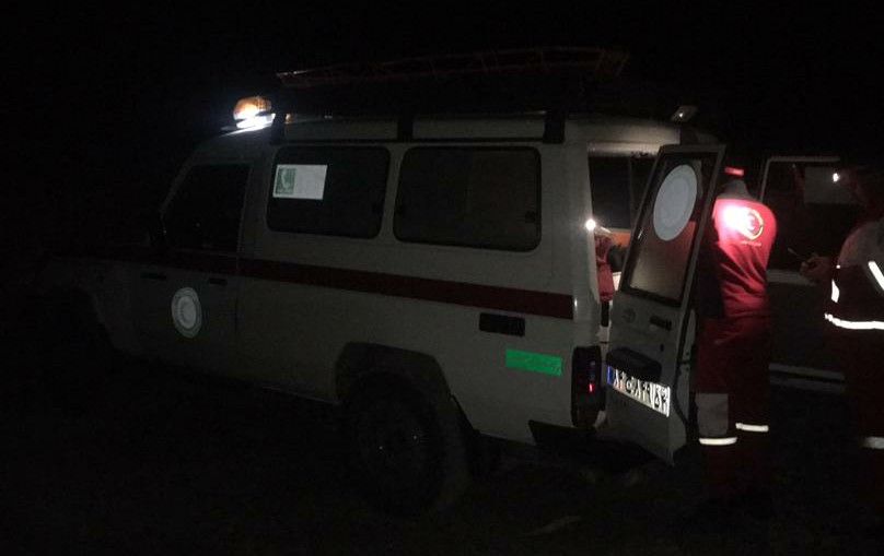 نجاتگران هلال احمر تفت دو کوهنورد را در شیرکوه نجات دادند