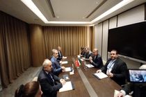 وزرای خارجه ایران و ترکیه در جده با یکدیگر دیدار کردند
