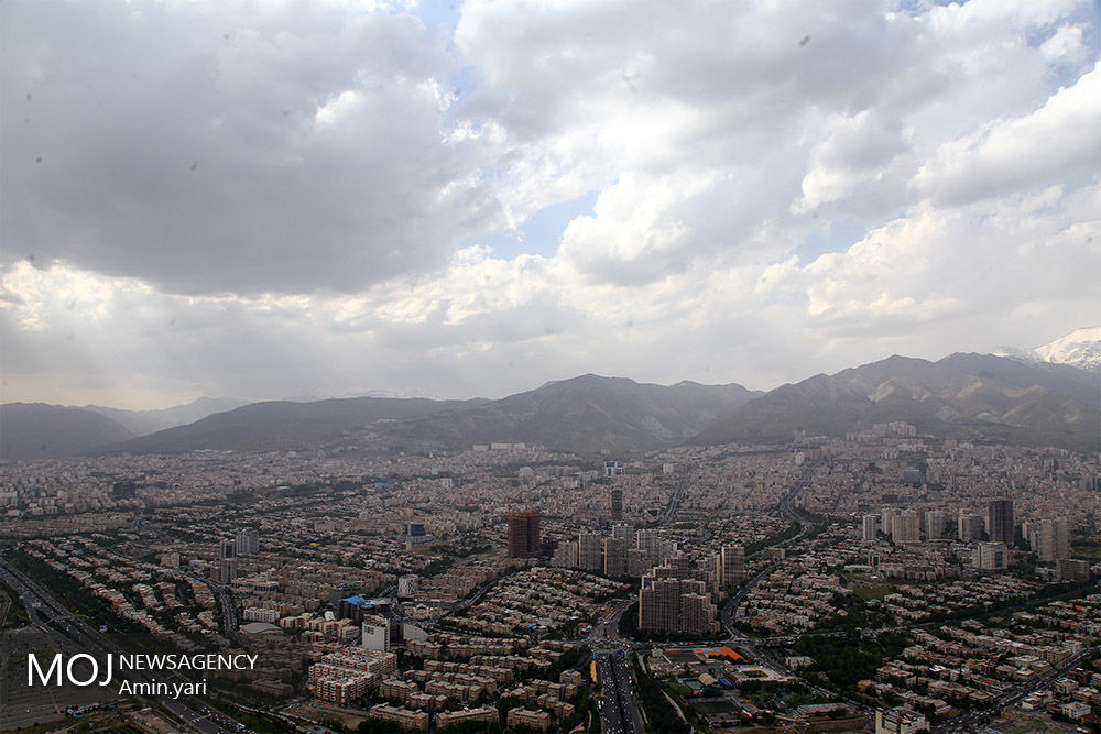 کیفیت هوای تهران ۲۲ خرداد ۱۴۰۰/ شاخص کیفیت هوا به ۸۳ رسید