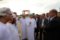 بازدید وزیر حمل و نقل کشور عمان از ظرفیت‌های بندر شهید رجایی