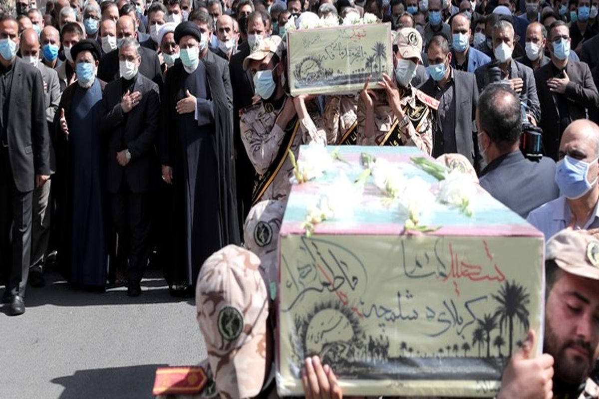 رئیس‌جمهور در مراسم تشییع شهدای گمنام دفاع مقدس تهران حاضر شد
