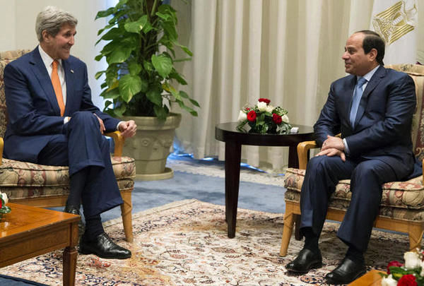 السیسی و کری درباره سوریه و لیبی گفت‌وگو کردند